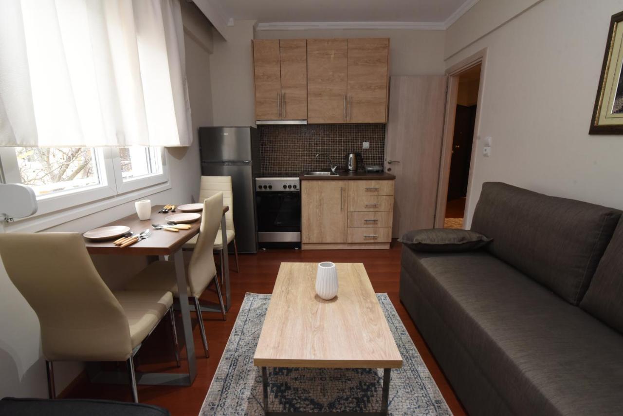 Emi'S Beach Apartment Nea Kallikrateia Екстер'єр фото